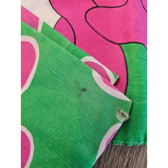 Vintage 90's 2 Piece Barney the Dinosaur Pillowcases - Picture 3 of 3